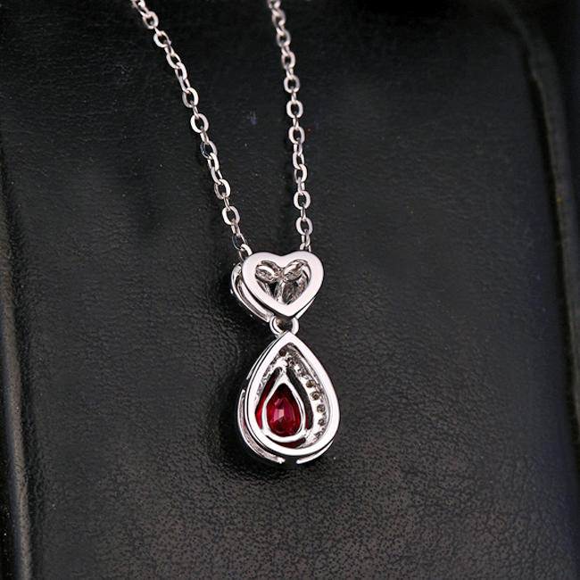 Náhrdelník s rubínom 16855