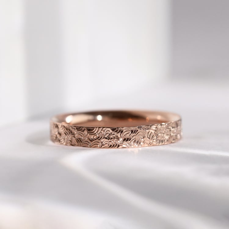 Svadobné obrúčky s ručne rytým povrchom Abbey 118168