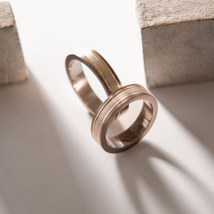 Snubné prstene z titánu a zlata Arroyo 107536