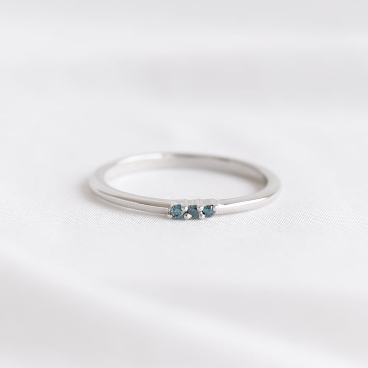 Prsteň s diamantmi 92357