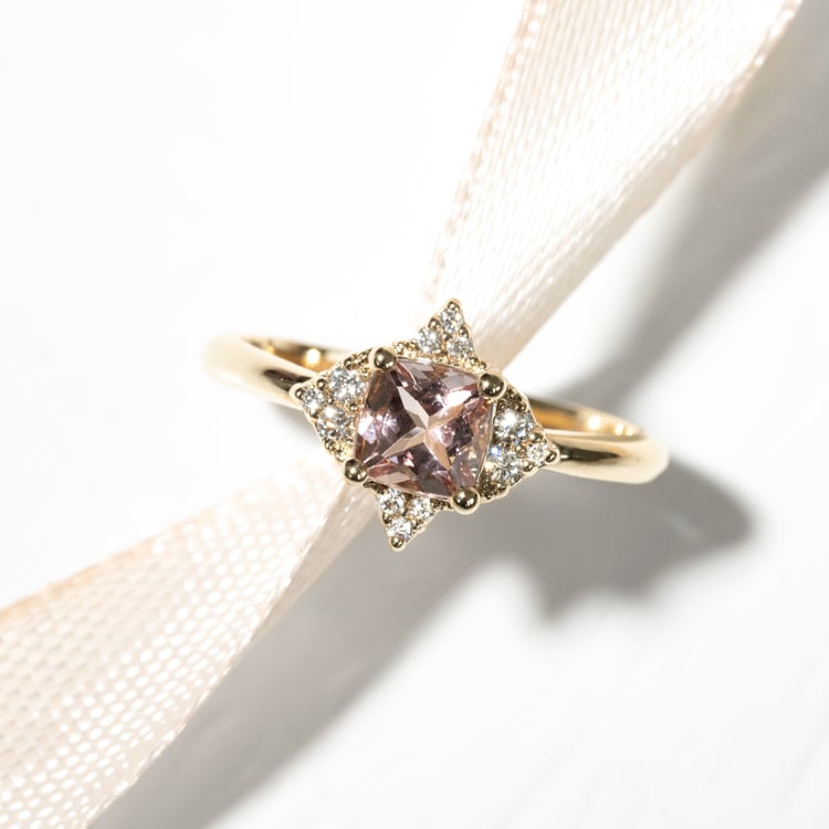 Prsteň s morganitom a diamantmi Badri 127137