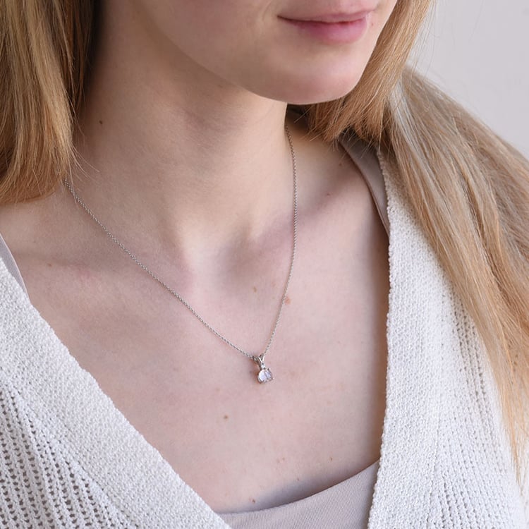 Prívesok zo zlata s ruženínom 80511