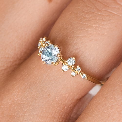 Zásnubný prsteň s akvamarínom a diamantmi Olha