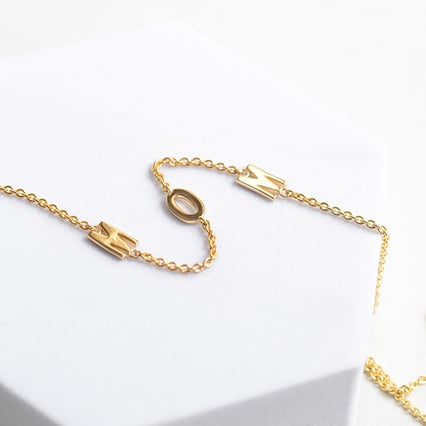 Strieborný náhrdelník s 3 písmenami vašej voľby Lupe