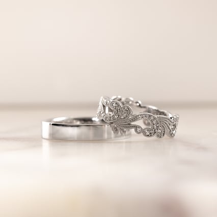 Vintage eternity prsteň s lab-grown diamantmi a pánsky plochý prsteň Couch