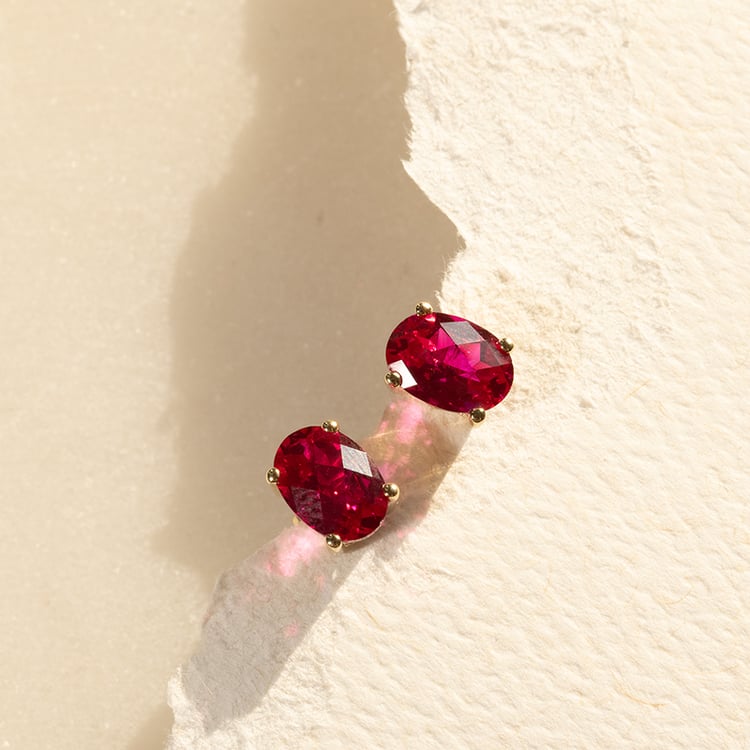 Zlaté náušnice s oválnymi rubínmi Eppie Jalia 137990
