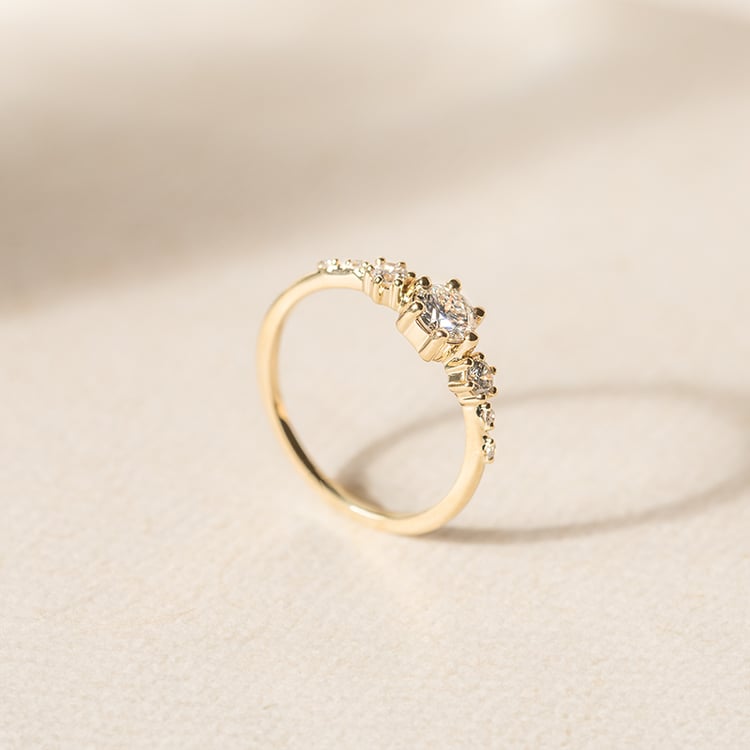 Zásnubný prsteň s diamantmi Willa 138379