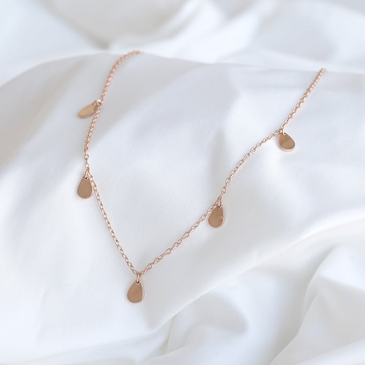 Strieborný náhrdelník s drobnými kvapkami Lucie 82076