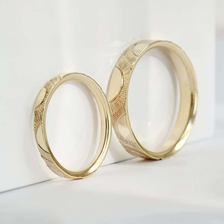 Svadobné obrúčky s ručnou rytinou slnka Villa 118167