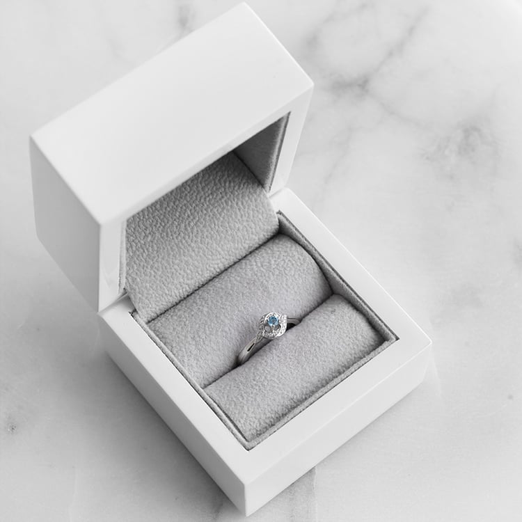 Zlatý prsteň 93375