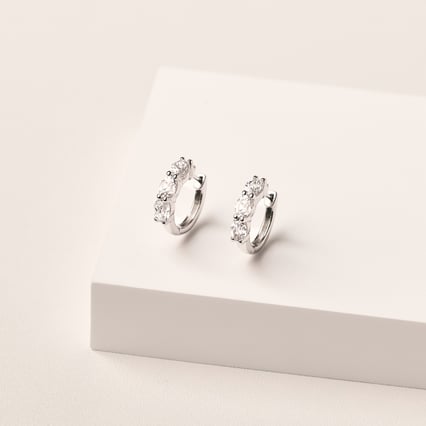 Zlaté kruhové náušnice s prírodnými diamantmi Tejal