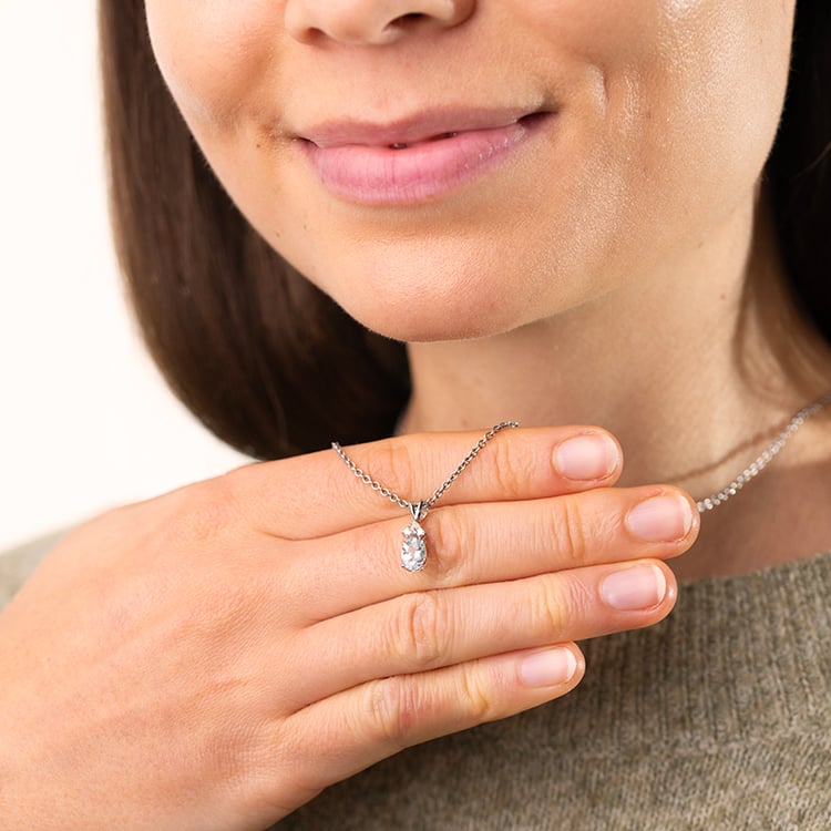 Zlatý prívesok s akvamarínom a diamantmi Tamasyna 147461