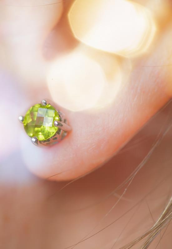 Olivínové náušnice zo striebra Layke 6220