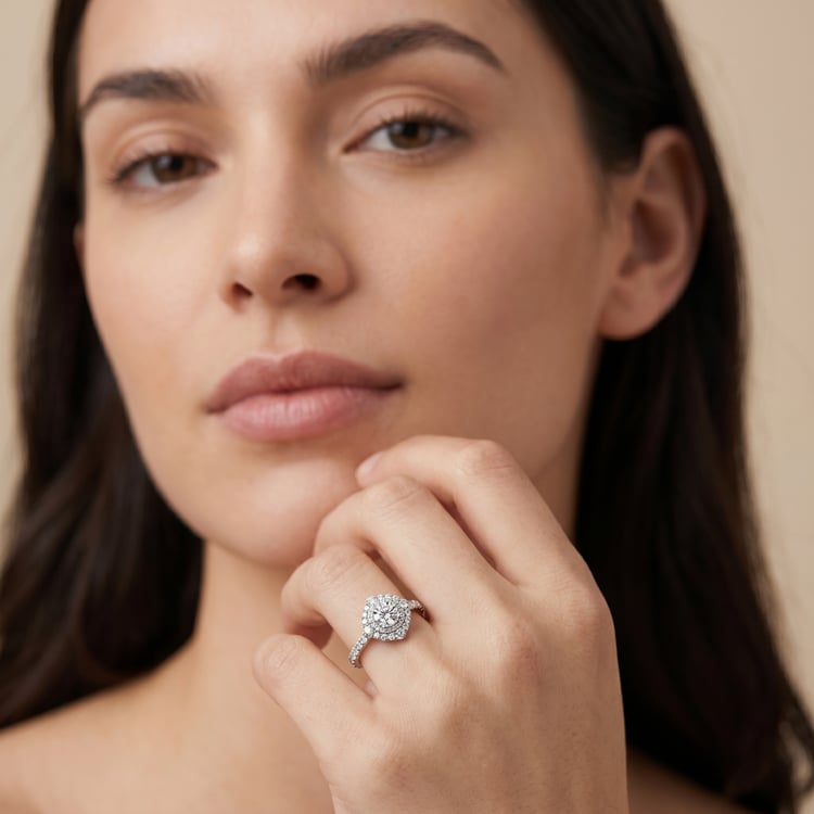 Dvojitý halo prsteň s 1ct IGI certifikovaným lab-grown diamantom Brenna 167204