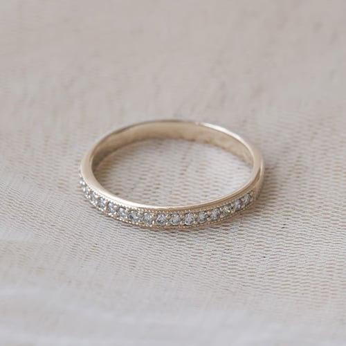 Eternity prsteň plný lab-grown diamantov z orieškového zlata Minke