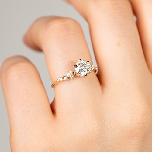Strieborný prsteň s moissanitom a lab-grown diamantmi Carina