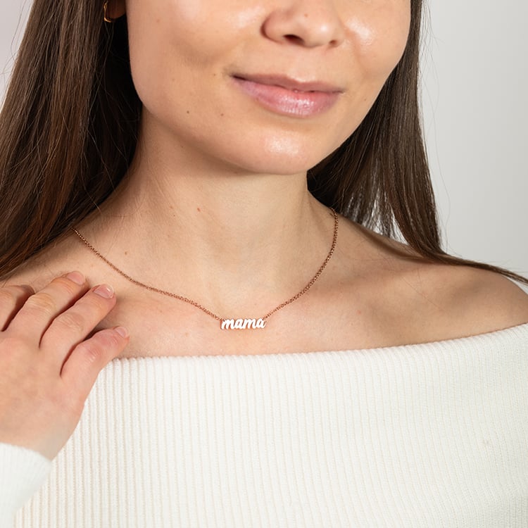 Náhrdelník s nápisom Mama 150612
