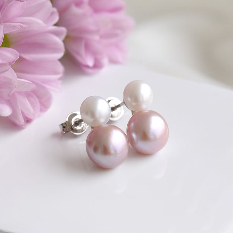 Decentné perlové náušnice 83241