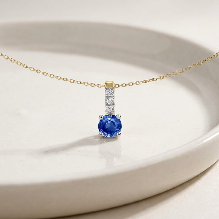 Romantický přívěsek s modrým safírem a lab-grown diamanty Dai 169453