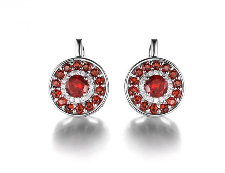 Granátové náušnice