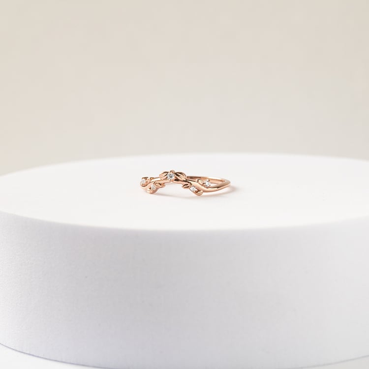 Vykrojený prsteň v tvare vetvičky s lab-grown diamantmi Cuan 141398