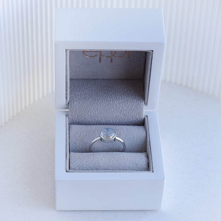 Prsteň s mesačným kameňom 96427