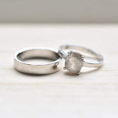 Prsteň s raw diamantom