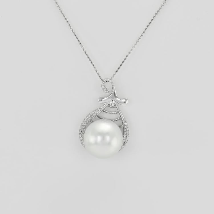 Perla v náhrdelníku 29450