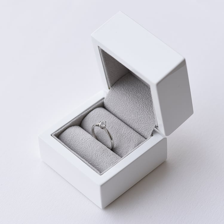 Zásnubný prsteň s diamantom Maya 64548