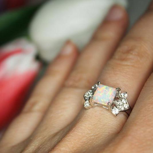 Strieborný prsteň s opálom 14593