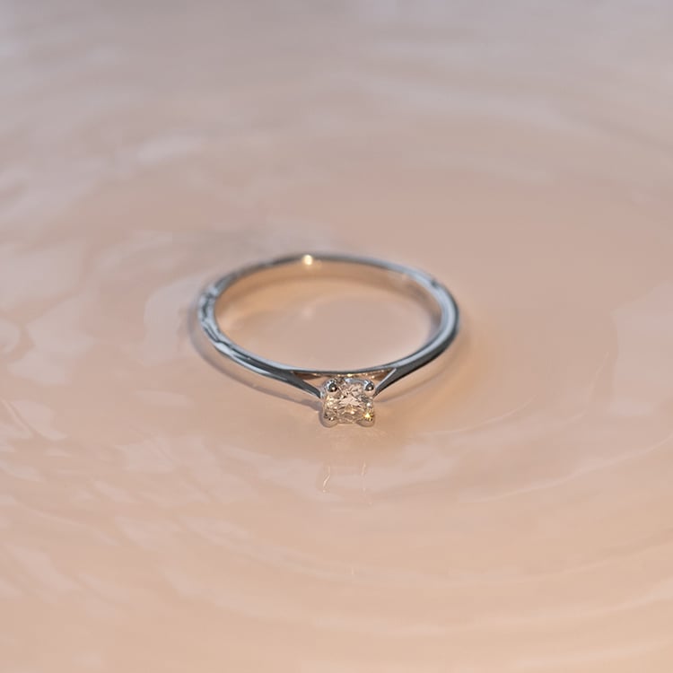 Zásnubný prsteň s diamantom Jazmina 98381