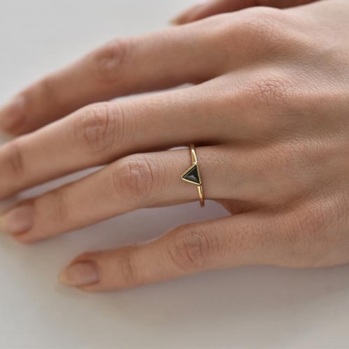 Zlatý prsteň s čiernym trojuholníkovým diamantom Eloisa