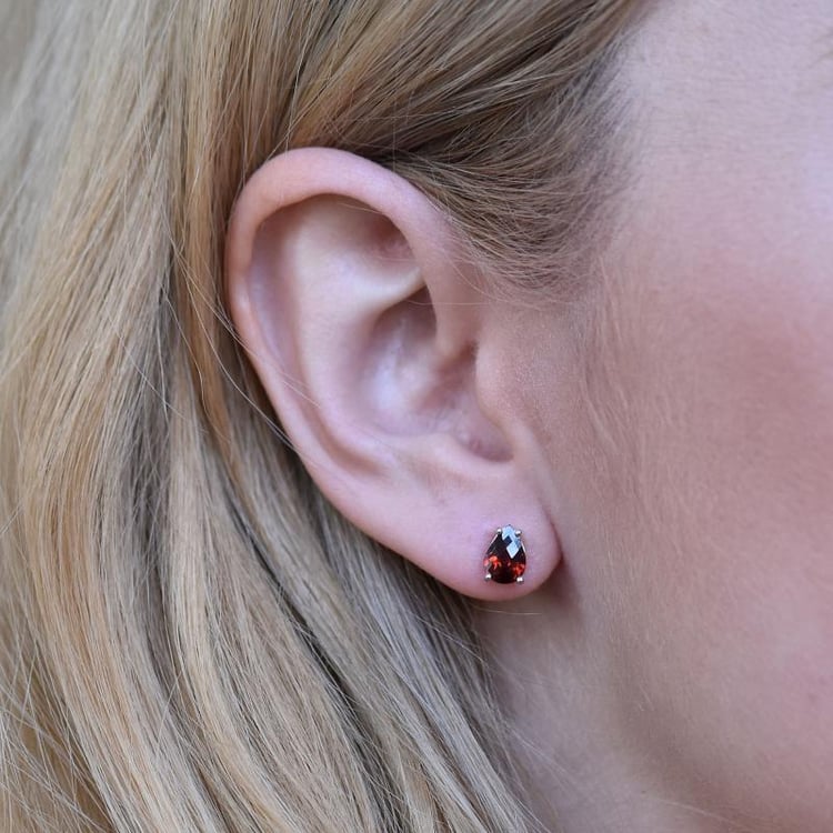Náušnice s granátmi 28122