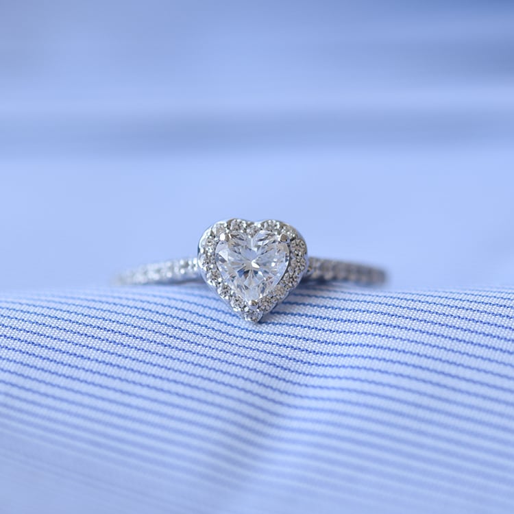 Diamantový zlatý prsteň 60925