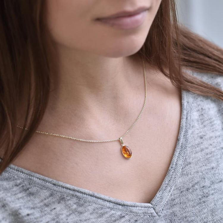 Náhrdelník s jantárom 37726