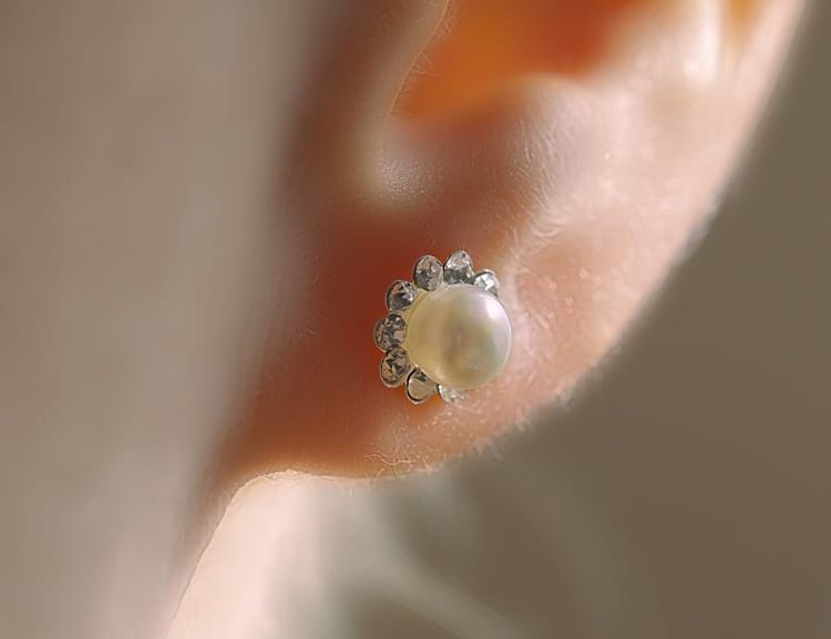 Strieborné náušnice s perlami a kryštálmi Lani 2888