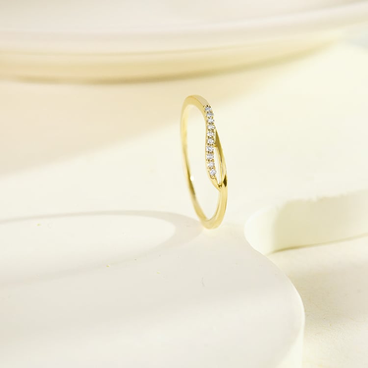 Atypický prsteň zo striebra s diamantmi Terje 161992