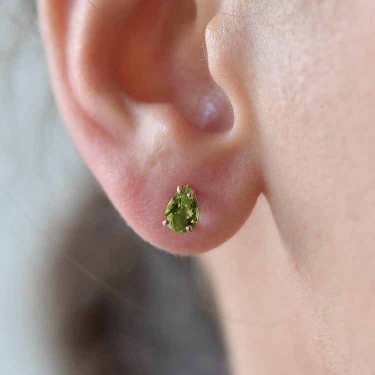 Olivínové slzy v zlatých náušniciach Rekan 107827