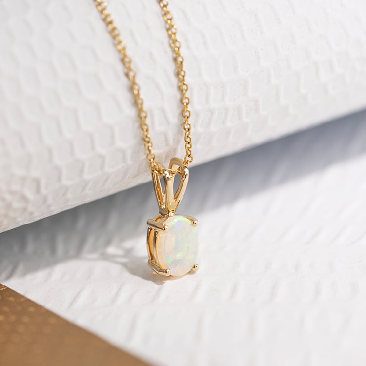 Prívesok s oválnym opálom Ellisha 110328