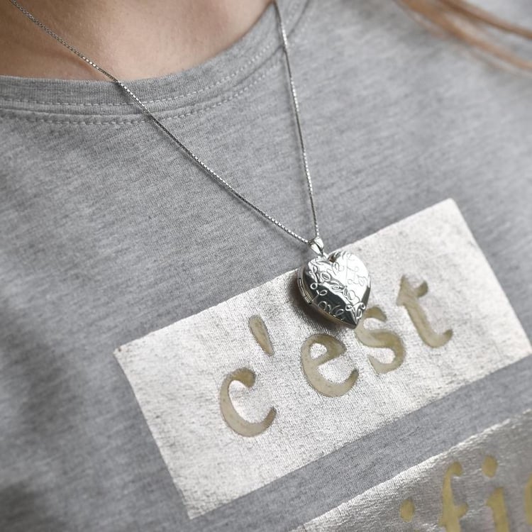 Strieborný srdiečkový medailón 39603