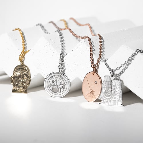 Personalizovaný strieborný prívesok Pražský orloj