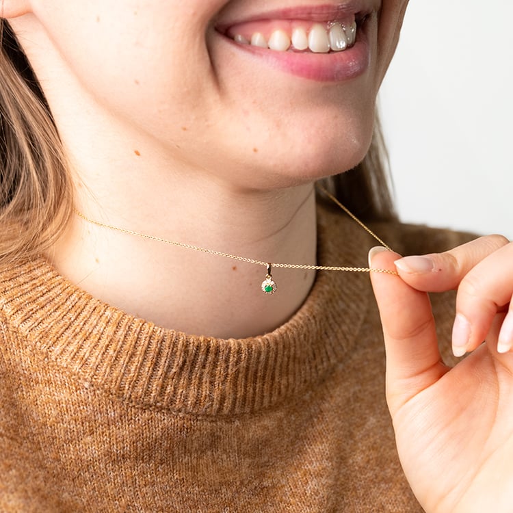 Smaragdová kolekcia šperkov s diamantmi zo zlata Skye 147698