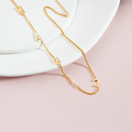 Strieborný náhrdelník s 5 písmenami vašej voľby a lab-grown diamantom Lupe