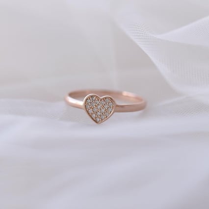 Zásnubný diamantový prsteň Ivia