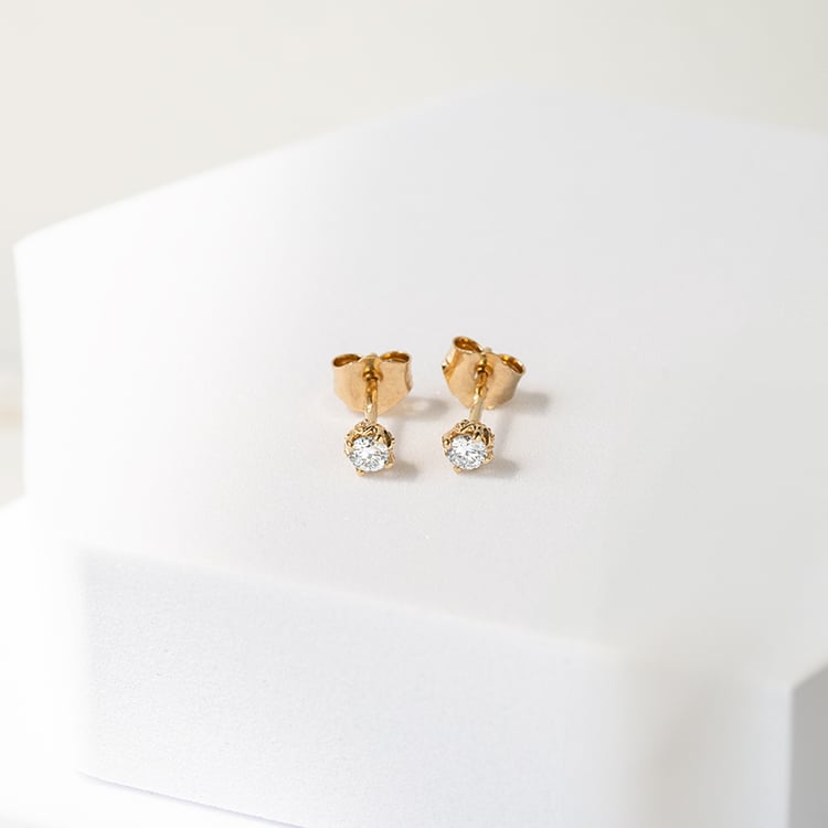 Náušnice s výberom karátovej váhy lab-grown diamantov Sophea 141376