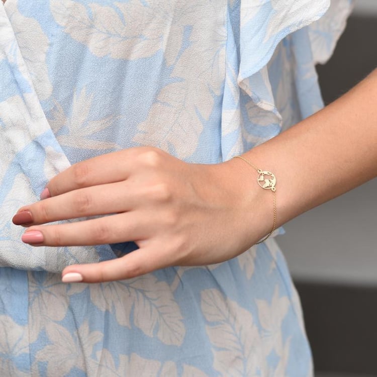 Zlatý minimalistický náramok s mapou sveta 46681