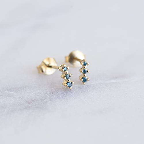 Minimalistické náušnice s modrými diamantmi Sylvi