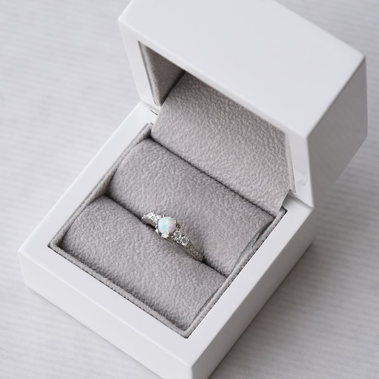 Prsteň s opál a zirkónmi 73510