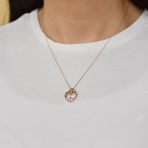 Strieborný prívesok matka a dieťa s bielym topásom a diamantom Heli