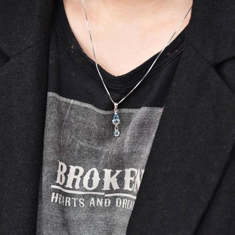 Topásový náhrdelník 25639